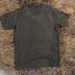 Men’s Large Metal Vent Tech Short Sleeve